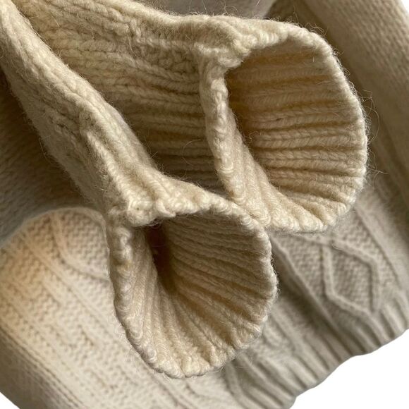 HAND Knit Wool V-Neck Sweater Cream L - Picture 2 of 3